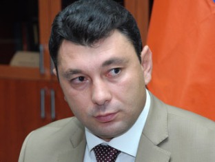 Э. Шармазанов: «Господин Айрикян использует свое конституционное право»