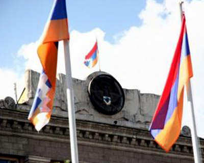 Министр иностранных дел НКР принял студентов  Дипломатической школы МИД Армении