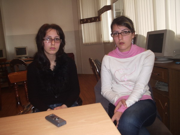 Студенты Гюмри требуют от Сержа Саргсяна обещанной обеспеченной Армении