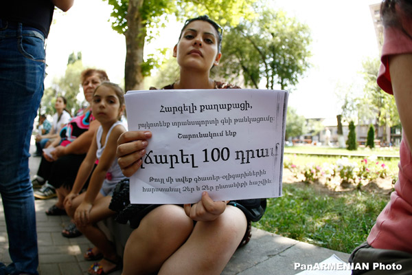 Армянские водители: «Проезд в транспорте должен был стоить 200 драмов» (Фоторяд)