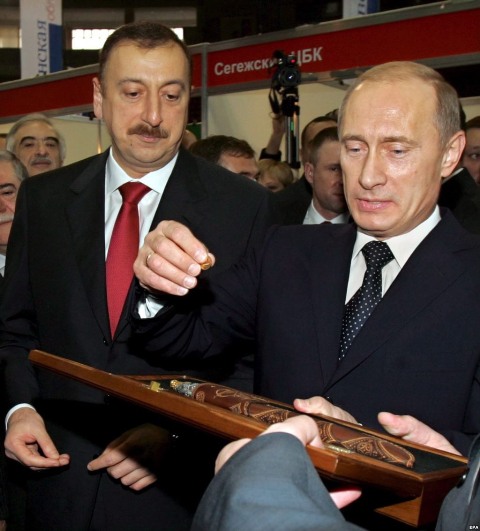 Для укрепления влияния на Южном Кавказе Москва делает ставку на Азербайджан
