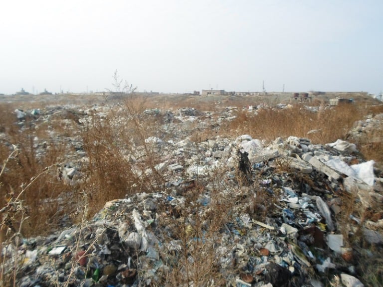 Жители Масиса жалуются на зловоние, исходящее от городской мусорной свалки