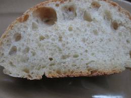 Вынуждены покупать черствый хлеб