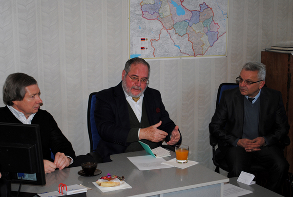 Степанакертском пресс-клубе состоялась встреча представителей карабахских неправительственных организаций с американским и французским сопредседателями Минской группы ОБСЕ