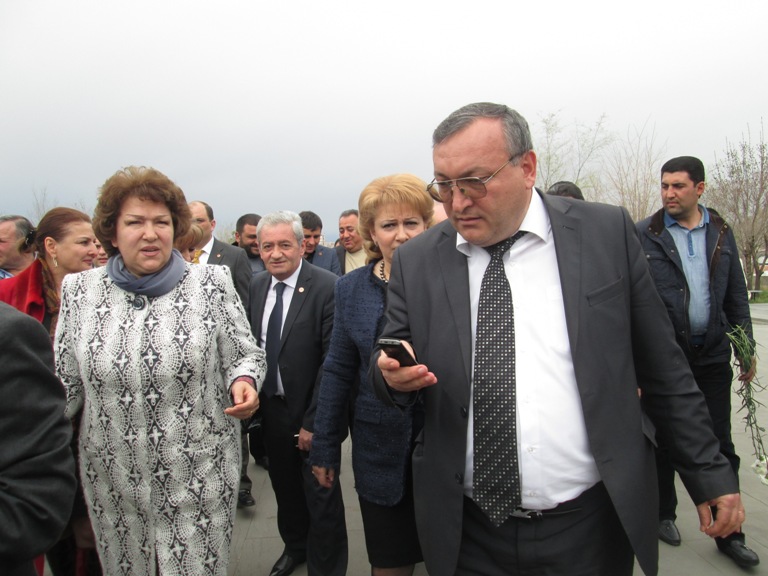 Заместитель председателя НС НКР о референдуме по Крыму: «Что в этом плохого?»