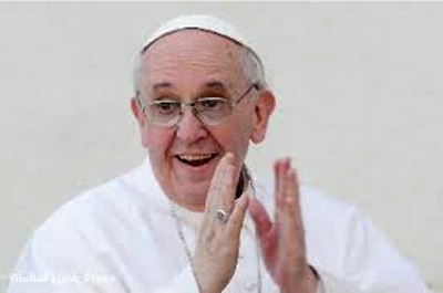 Астроном прокомментировал заявление Папы Римского о рукопожатии с инопланетянином