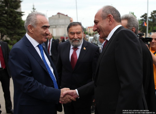 Спикер парламента: «Между Арменией и Нагорным Карабахом не может быть таможенной границы»