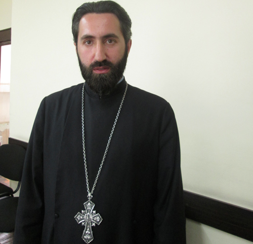 Тер Асохик не отказывается от своих слов: «Армянин-язычник – неполноценный армянин»