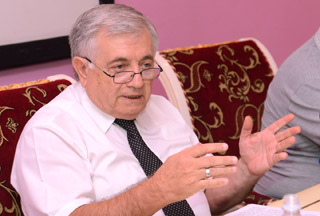 Адвокат Хачатрянов: «Если непонятно, кто есть кто, как вы определяете кто кого избил?»