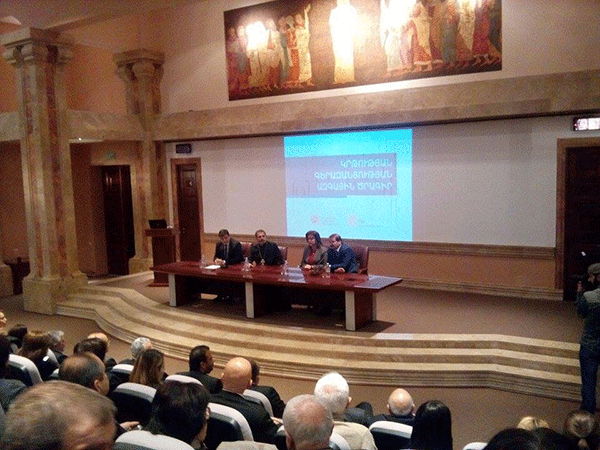 Иерей Месроп Арамян: «Наша цель – повышение качества армянского образования и его конкурентоспособности»
