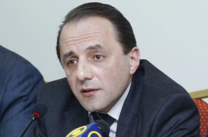 В Армении есть только один избиратель, это «дорогой» Владимир Владимирович