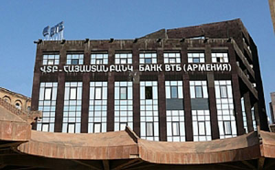 При содействии Банка ВТБ (Армения) состоялось открытие экспозиции “Великая Победа, добытая единством”