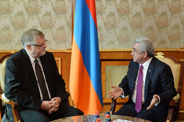 ЕС заинтересован в скорейшем и исключительно мирном урегулировании Нагорно-Карабахского конфликта
