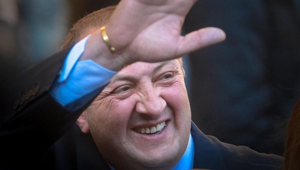 Президент Грузии — за 100-процентную пропорциональную систему выборов в парламент уже в 2016г
