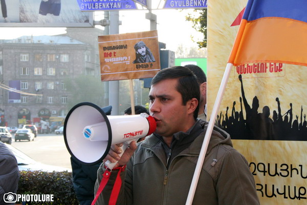 Адвокат активиста Геворга Сафаряна: «8-9 дней, как права граждан зависли в воздухе!»