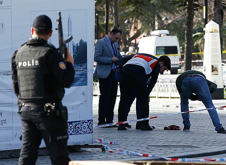В Турции задержаны трое россиян по подозрению в причастности к взрывам в Стамбуле: Dogan News