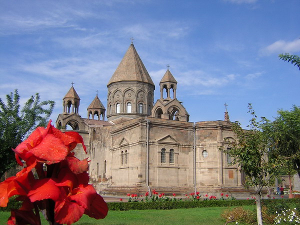 Армянская Апостольская Церковь отмечает Истинную Масленицу: начало Великого Поста