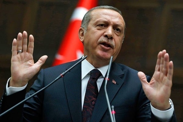 Эрдоган заявляет о праве на операции «против терроризма» за пределами Турции
