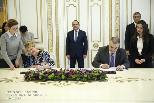 Правительство Армении и USAID подписали новое соглашение о борьбе с коррупцией
