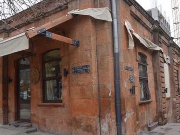 Здание по улице Арами-30 будет включено в проект «Старый Ереван»