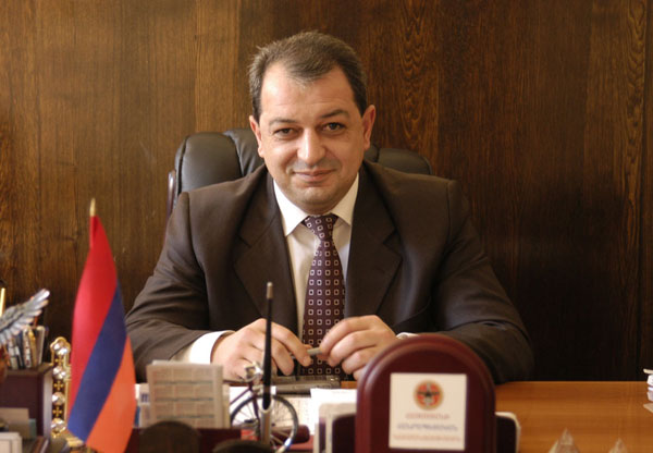 Армен Сантросян с большим преимуществом переизбран мэром Дилижана