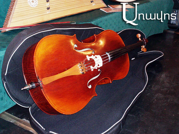 Музыкальные школы и центры искусства получили народные инструменты (ФОТО)