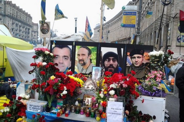 Два года спустя после украинского Евромайдана – памяти героев Небесной сотни (ФОТО)