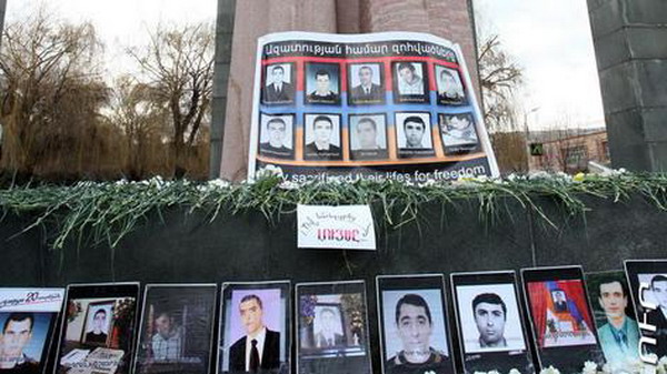 1-ое Марта: восемь лет назад в центре Еревана были убиты 10 человек (ВИДЕО)