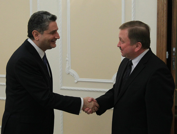 Председатель Коллегии ЕЭК Тигран Саркисян встретился с Премьер-министром Республики Беларусь Андреем Кобяковым