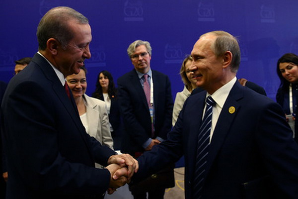 Когда британцы выступили за Грецию и Армению, русские пришли туркам на выручку: The Financial Times
