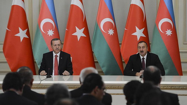 Алиев сам едет в Анкару: Эрдоган назвал его решение «конкретным проявлением солидарности»