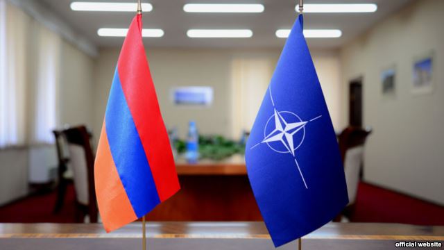 Мобильная обучающая группа НАТО посетила Армению