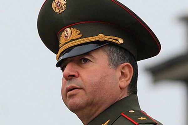 Серж Саргсян уволил Аршака Карапетяна с должности начальника Управления разведки МО Армении