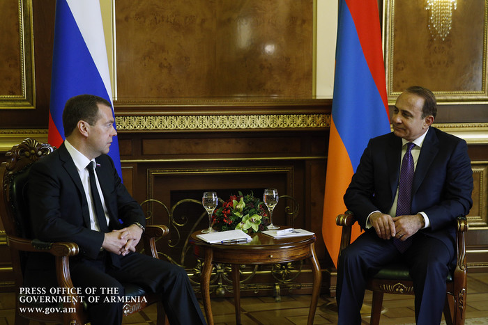 Встреча Овик Абраамян-Дмитрий Медведев: официальные заявления
