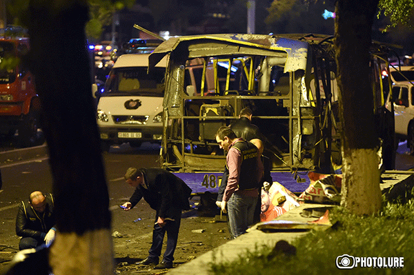 Глава Полиции Армении: возможно, что взрывоопасная субстанция находилась  на втором сиденье в правой части автобуса