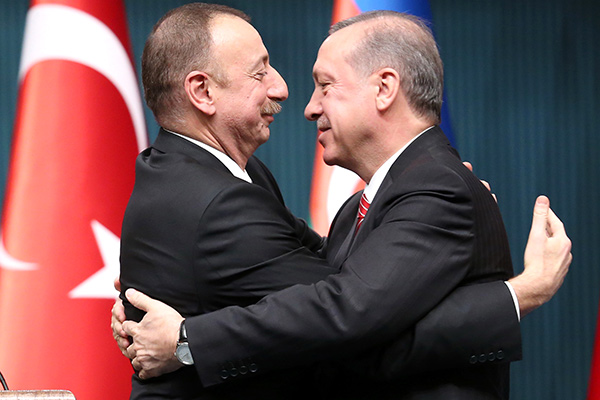 Алиев и Эрдоган провели закрытую встречу в Стамбуле