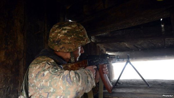 На армяно-азербайджанской границе от снайперского огня противника погиб военнослужащий-контрактник