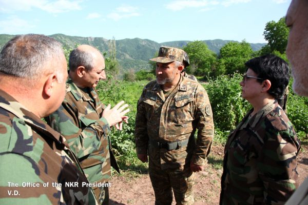 Бако Саакян посетил один из участков границы на севере Арцаха