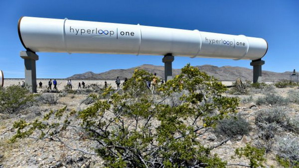 Hyperloop: в США компания Илона Маска провела успешное испытание высокоскоростного транспорта (ФОТО)