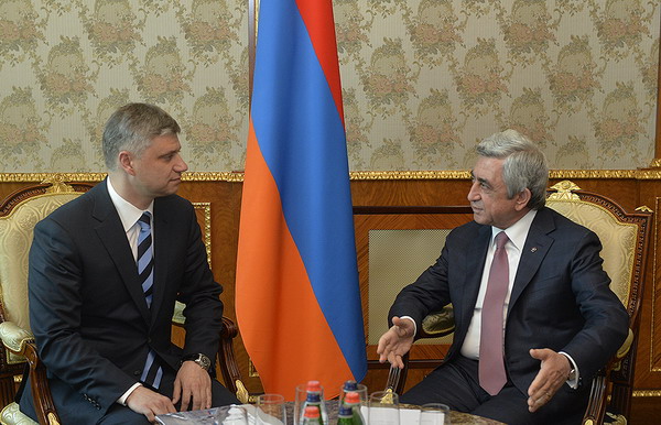 Серж Саргсян с главой РЖД обсудил планы модернизации железных дорог в Армении