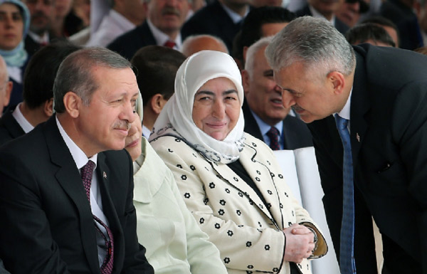 «Очаровательная» жена будущего премьер-министра Турции (ФОТО)