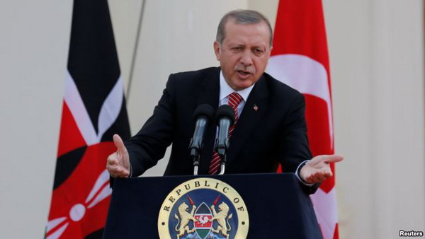 «Да какой он турок?»: Эрдоган предложил «проверить кровь» автора резолюции Бундестага Джема Оздемира