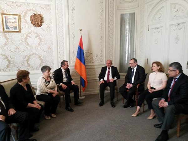 Бако Саакян в Брюсселе посетил Посольство Армении в Бельгии