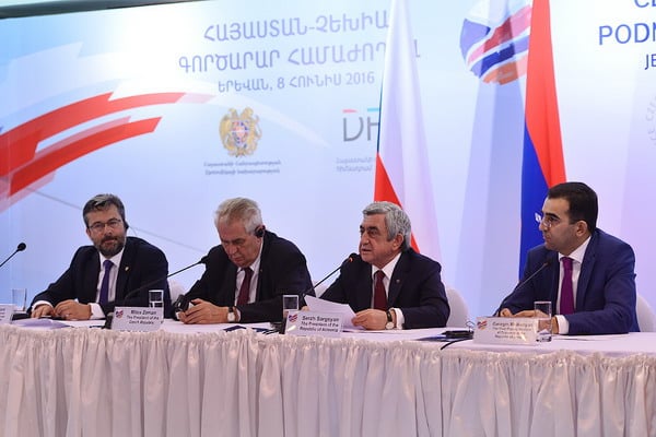 Серж Саргсян и Милош Земан присутствовали на церемонии открытия армяно-чешского бизнес-форума