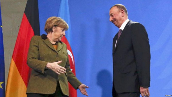Азербайджан, оказывается, «привержен принципам демократии и прав человека»: Алиев в Берлине