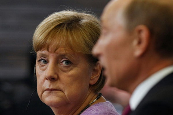 Меркель «не видит на данный момент повода для какого-либо ослабления санкций» против России