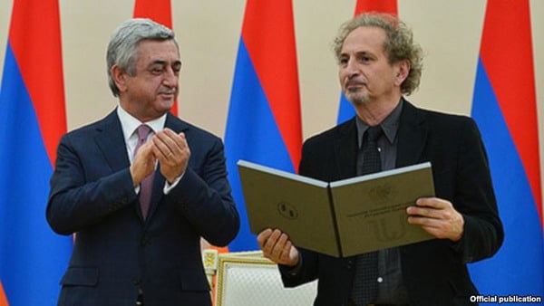 Серж Саргсян поздравил лауреата Пулитцеровской премии Питера Балакяна с 65-летием