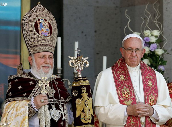 Папа Франциск в Святом Эчмиадзине: «Пусть Армянская Церковь шествует в мире»