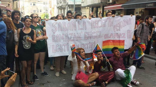 Полиция Стамбула разогнала демонстрацию сексуальных меньшинств: Haberturk