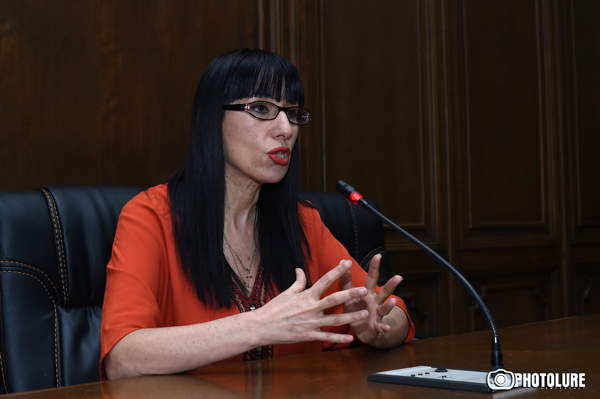 «Другой путь – это кровопролитие»: Наира Зограбян обращается к оппозиционерам, призывающим к смене власти